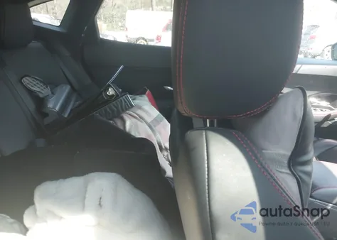 2018 Jaguar E-Pace First Edition из США, поврежденный, VIN SADFL2FXXJ1Z07047